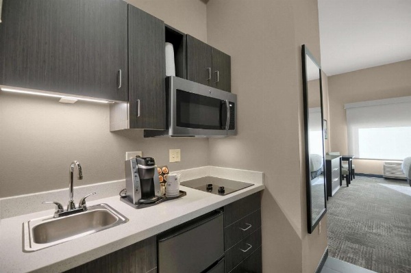 Best Western Plus Executive Residency Fillmore Inn image 4