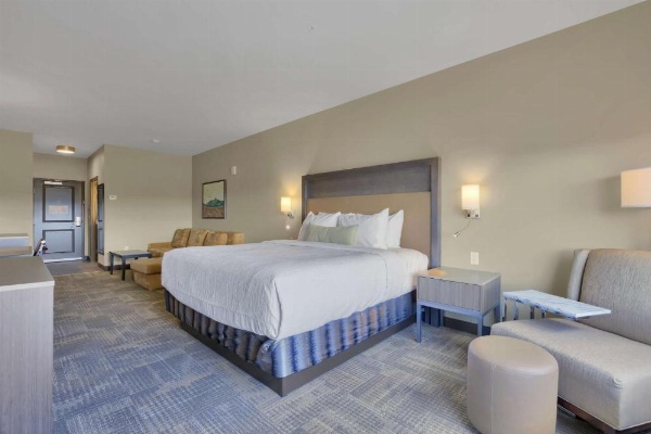 Best Western Plus Executive Residency Fillmore Inn image 6